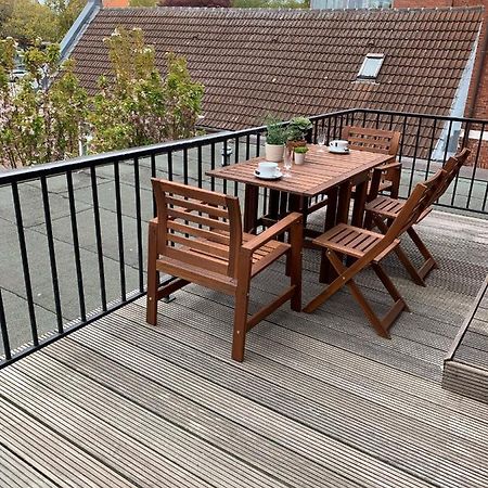 Charmante Ferienwohnung Mit Terrasse Im Herzen Von Norden Εξωτερικό φωτογραφία