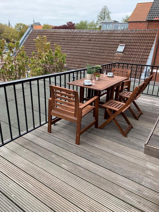 Charmante Ferienwohnung Mit Terrasse Im Herzen Von Norden Εξωτερικό φωτογραφία